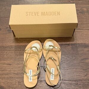 NWT Steve Madden Metallic Gold Strappy Sandals